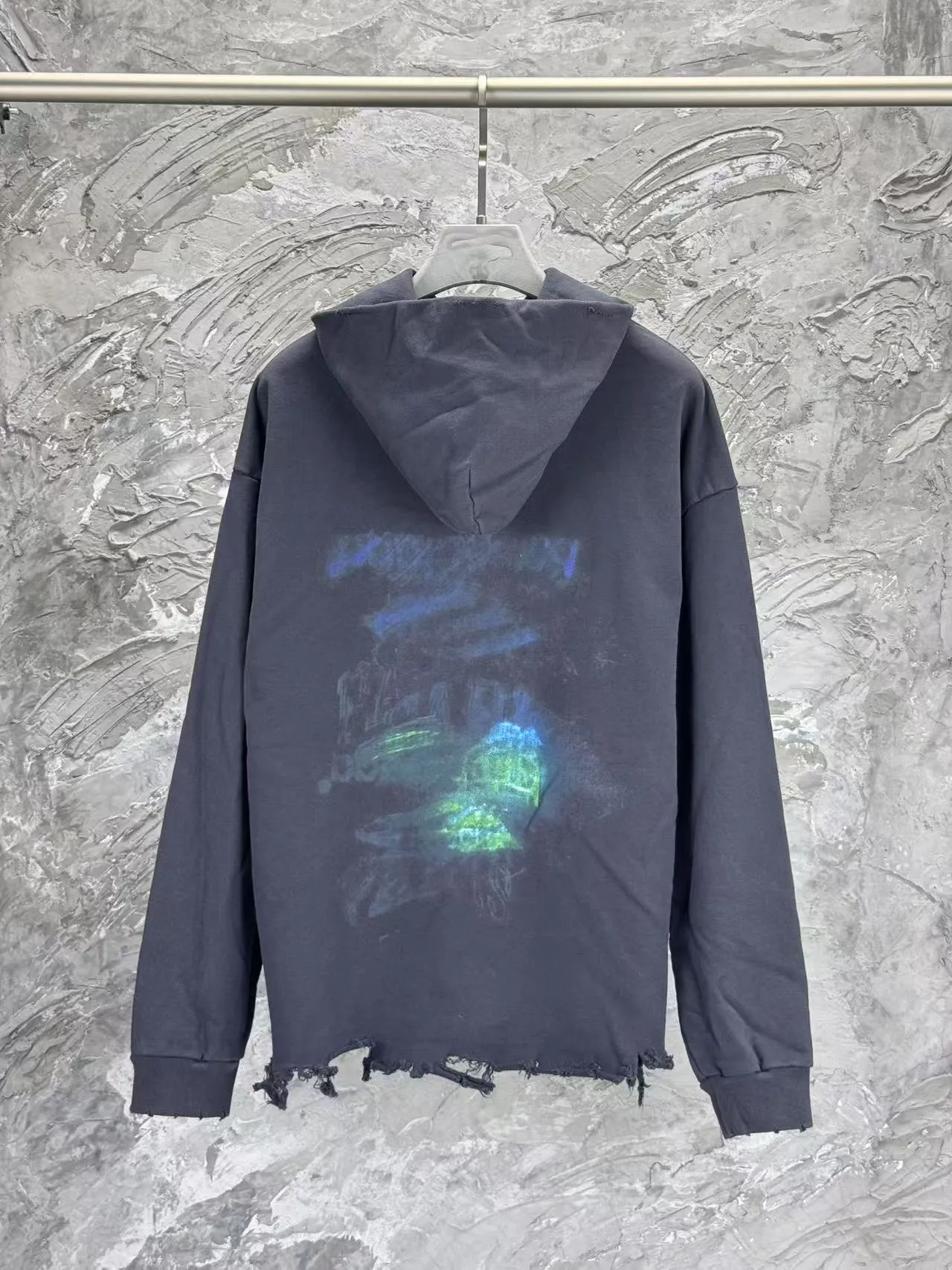 BALENCI*GA New Arrival . . . . . . 460g Same Style -Color： -SIZE：Xs S M L 8959#